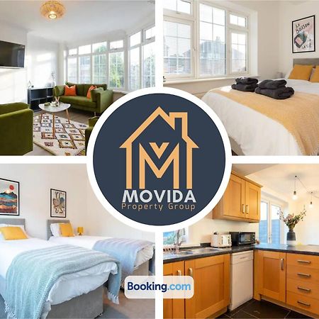 Large Modern 6 Bedroom House By Movida Property Group Short Lets & Serviced Accommodation With Games Room Leeds  Exteriér fotografie